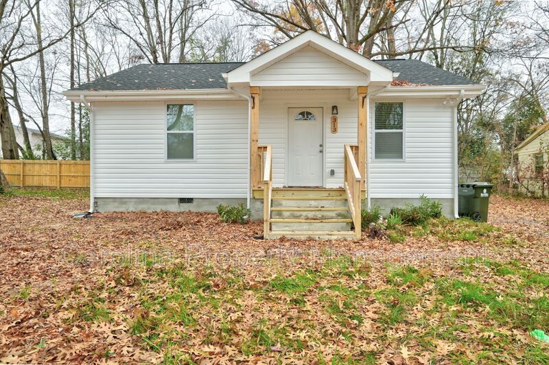 Rock Hill House: 313 Heyward St