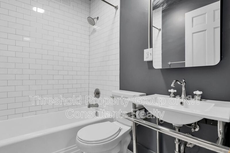 Columbus Condo: 451 East Town Street