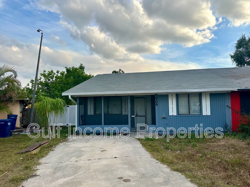 Palmetto Condo: 709 45th Street East - 1