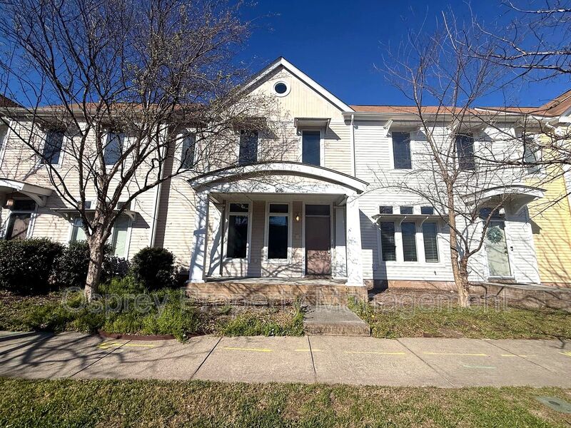 Updated 3BR Home with 2-Car Garage in Prime Norfolk Location - Photo 1
