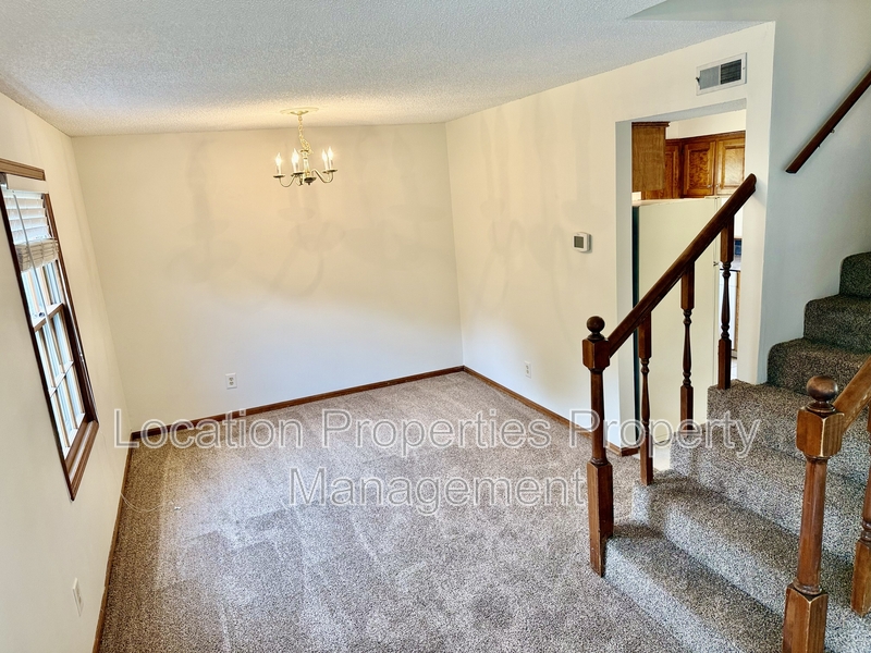 3619 Lakecrest Court, rental photo 5