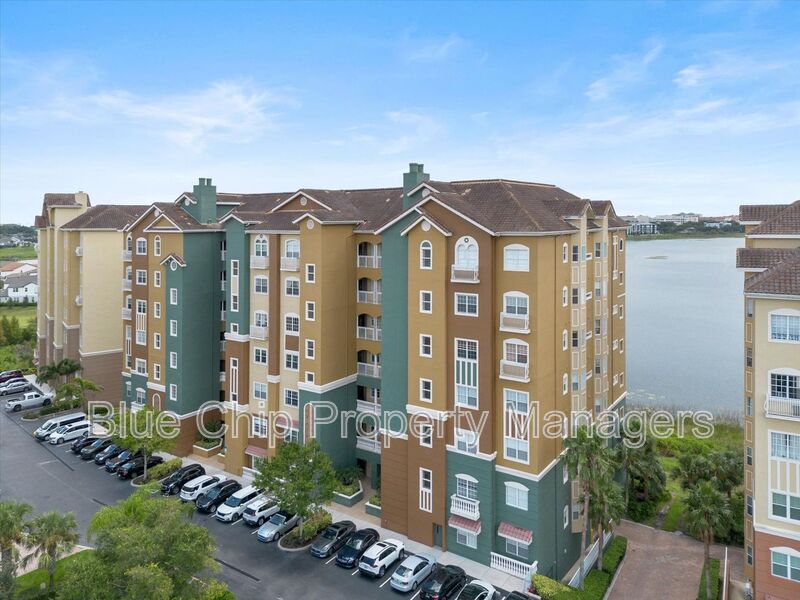 Orlando Condo: 8749 The Esplanade