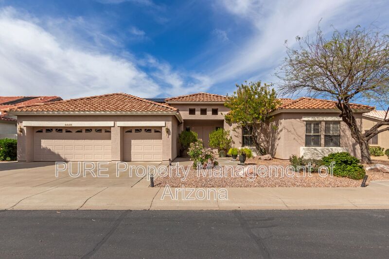 Gilbert House: 4628 E Apricot Lane