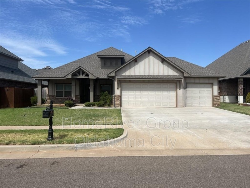 Request a Viewing for 15813 Rockwell Parke Ln Tenant Turner