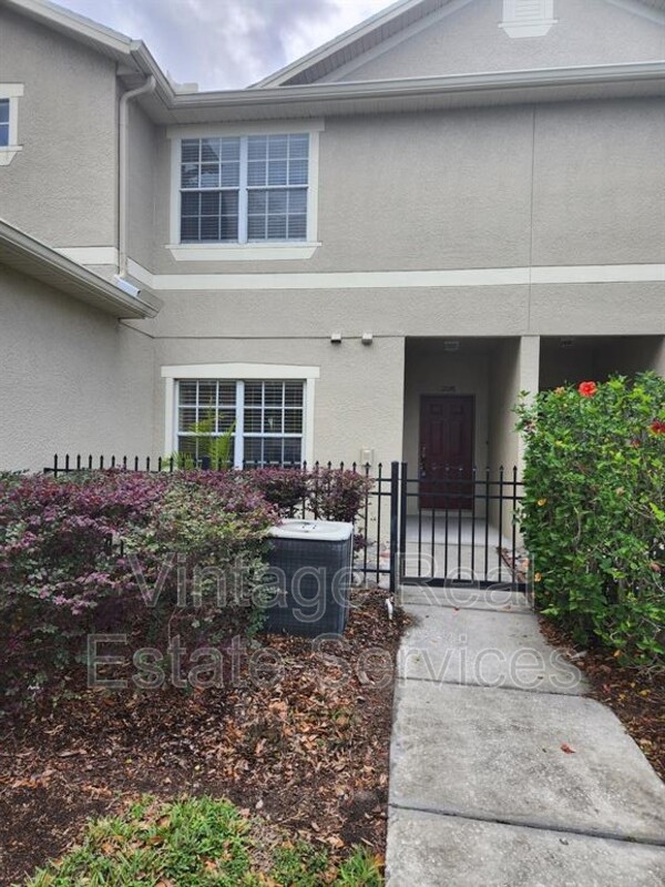 Riverview Townhome: 11076 Winter Crest Drive