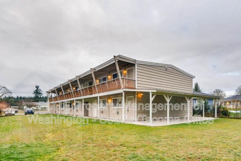 Lakewood Condo: 14510 Washington Ave SW