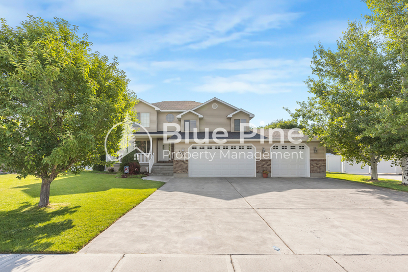 Idaho Falls House: 3635 Tuscany Drive