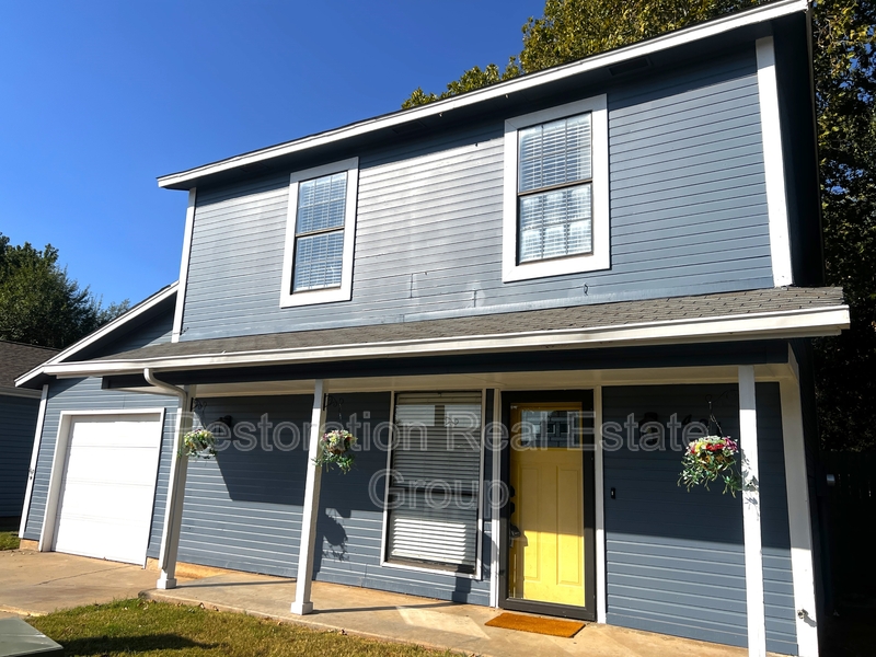 Edmond House: 421 Dauphin Avenue