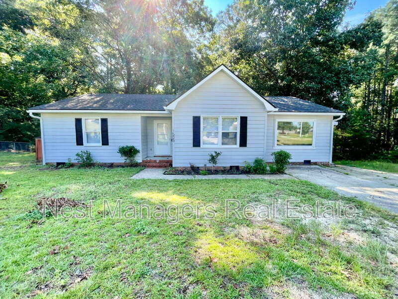 Fayetteville House: 1505 Diamond Rd