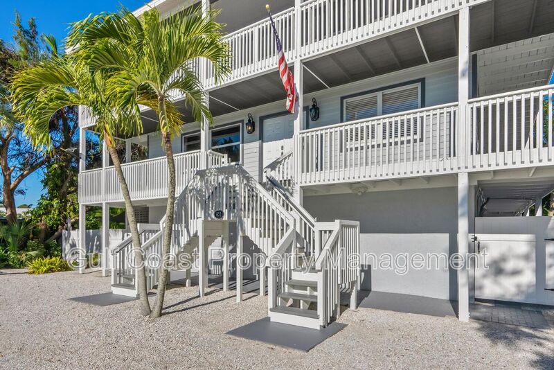 Sarasota House: 651 Avenida Del Norte