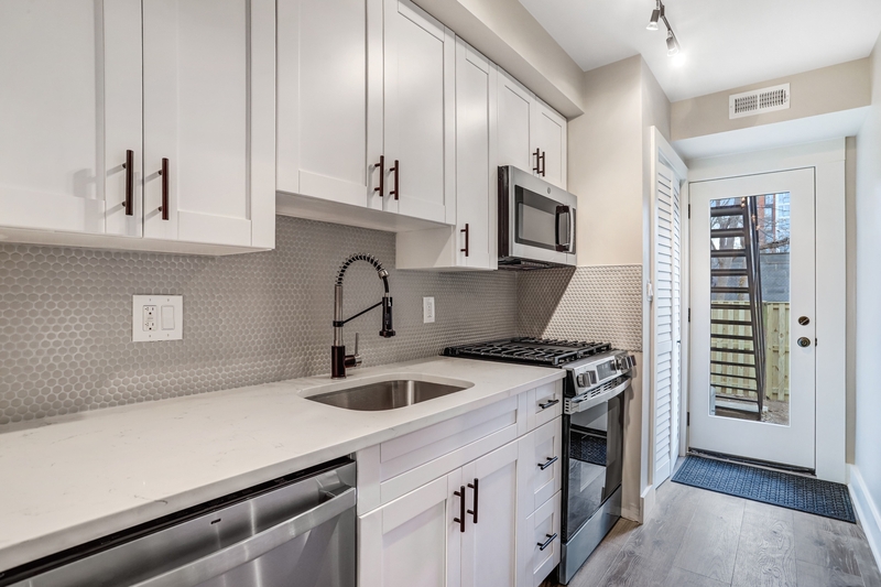 washington House: 1526 2nd Street Southwest
