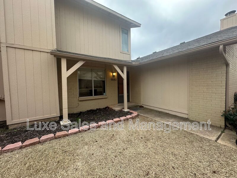 Oklahoma City House: 9643 Hefner Village Blvd