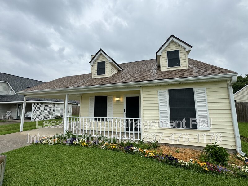 Youngsville House: 109 Sugarcreek Drive