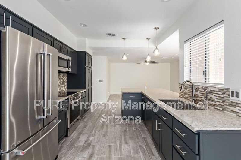 Scottsdale House: 6017 E Betty Elyse Ln