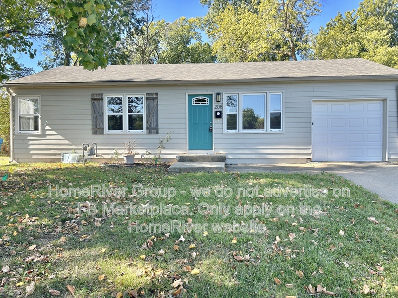 Independence House: 208 N Kendall Dr