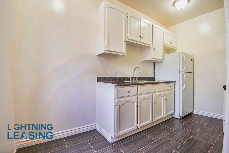 Los Angeles Condo: 1518 S Wilton Pl