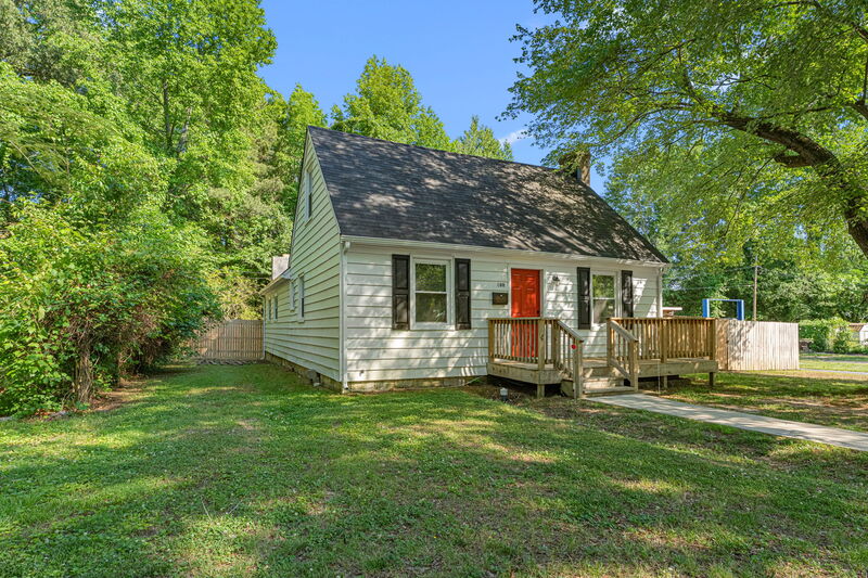 Sandston House: 100 Garland Ave