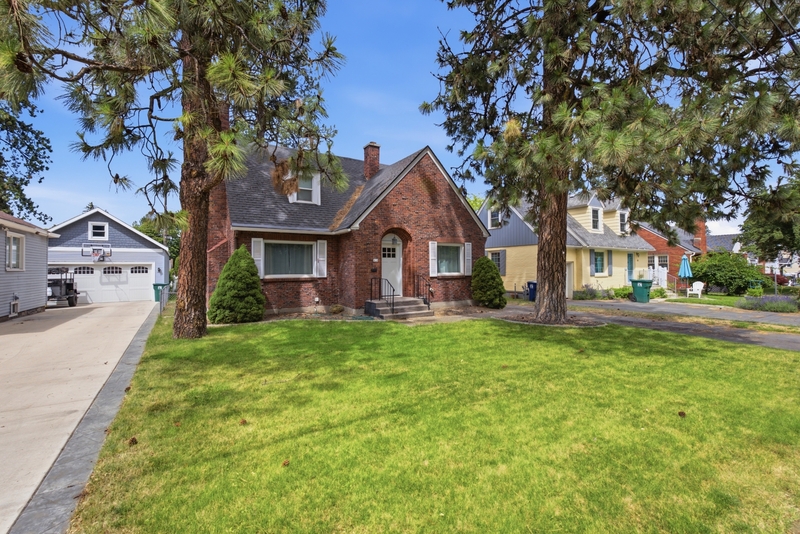 Spokane House: 414 West 29th Avenue