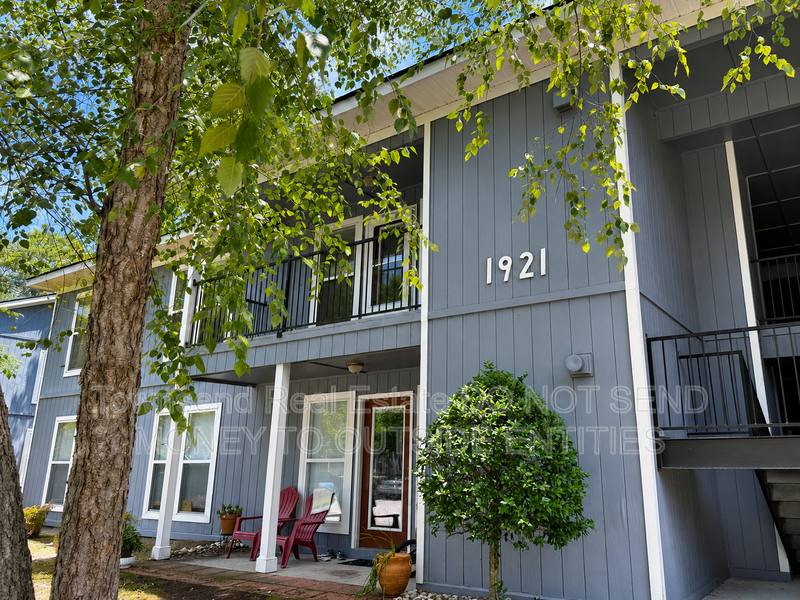 Fayetteville House: 1921-4 Sardonyx
