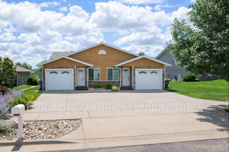 Rapid City Townhome: 2444 Merlot