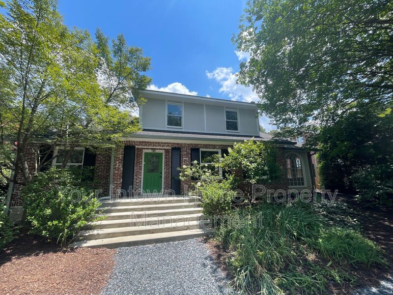 Atlanta House: 2695 Sharondale Drive NE