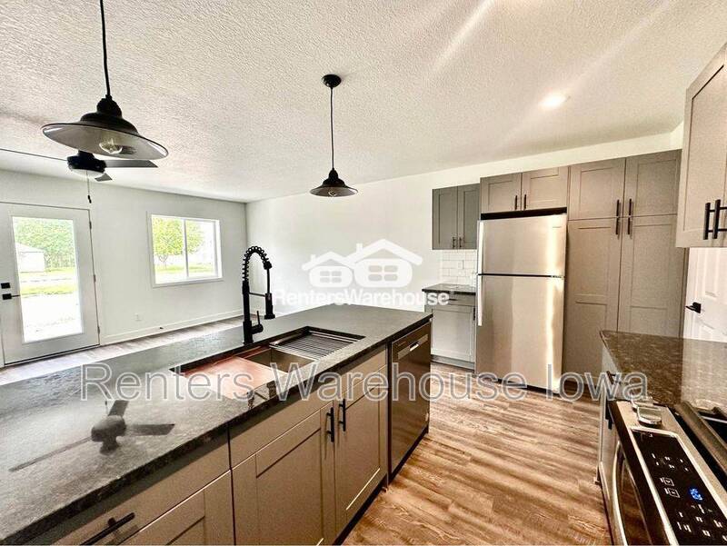 Perry Townhome: 2107 Willis Ave