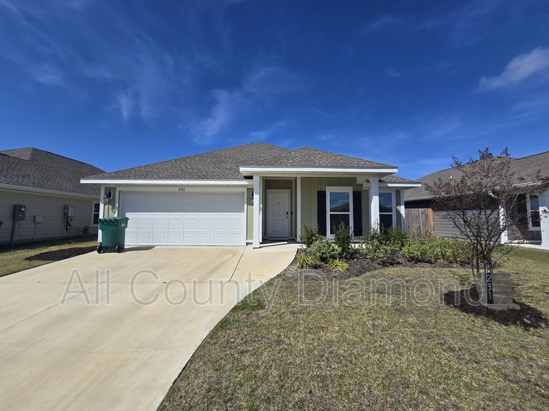 Panama City House: 231 Boggy Creek Way