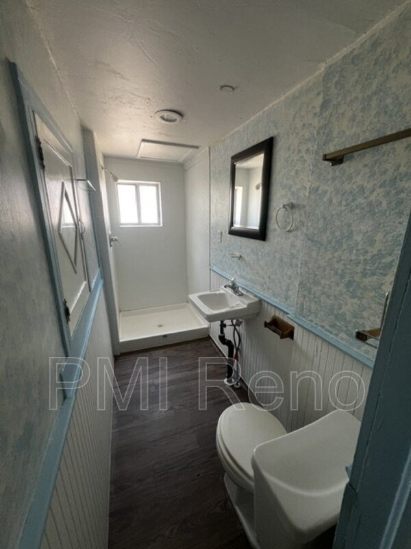 Reno Condo: 724 West 6th Street