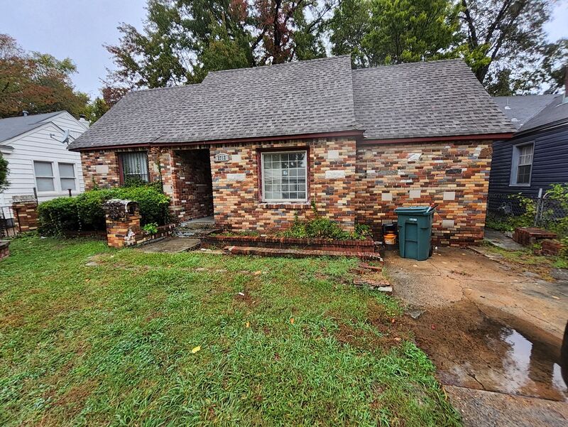 Memphis House: 2712 Fizer Rd