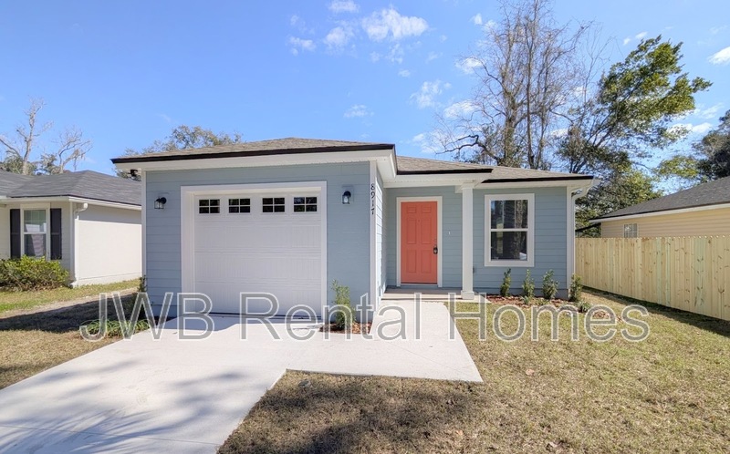 Jacksonville House: 8917 2nd Ave