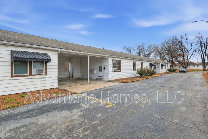 Belton Condo: 1015 N Scott Avenue #109