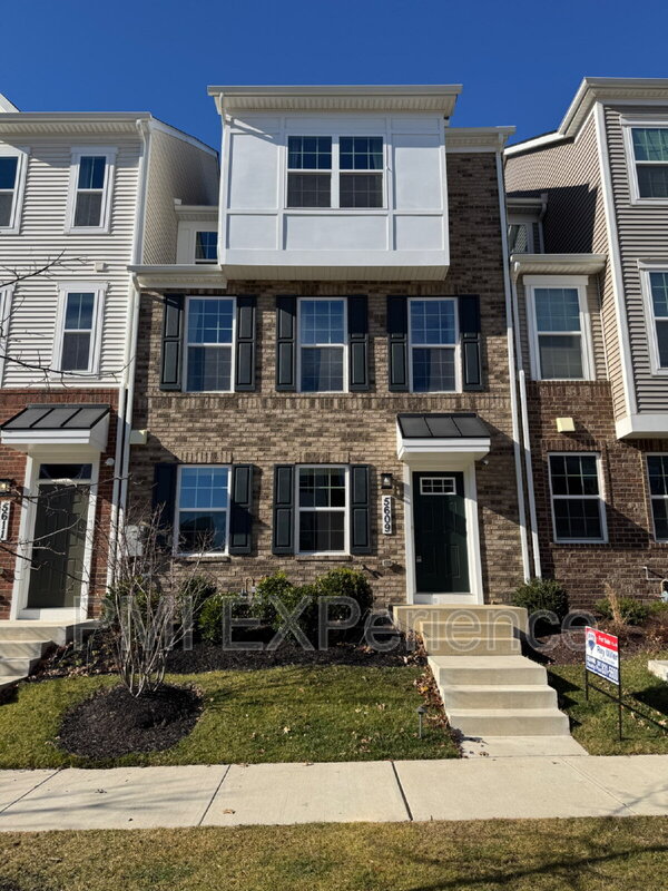 Upper Marlboro Townhome: 5609 Greenpoint Lane