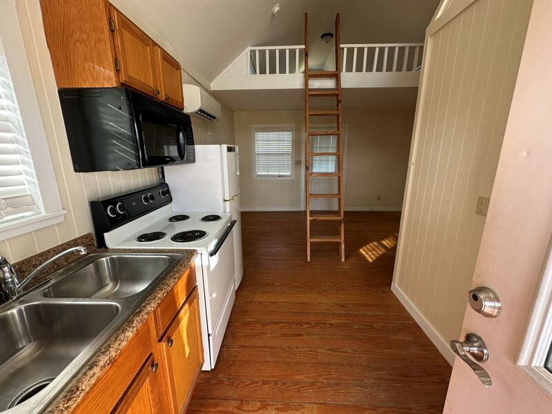Bandera Condo: 2440 Tx 16 N