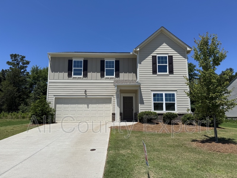 Cartersville House: 226 San Marino Way