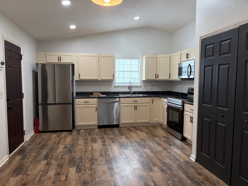 Tallahassee House: 3158 Huttersfield Circle