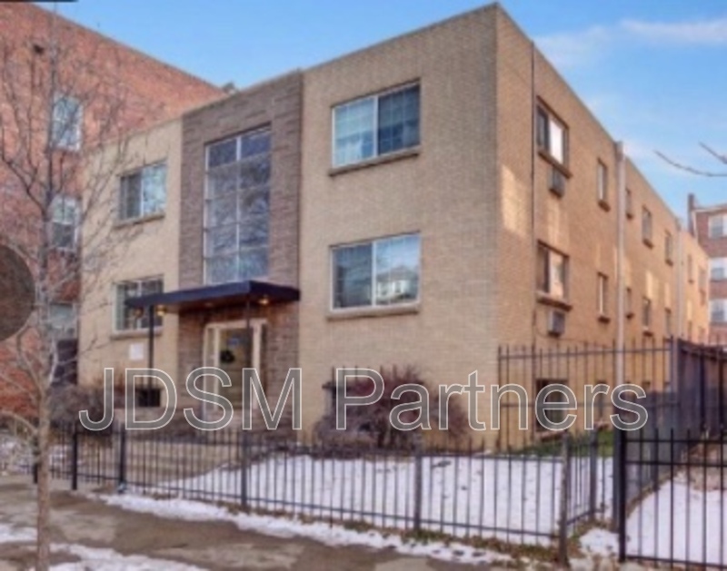 Denver Condo: 1415 N Pearl St #104