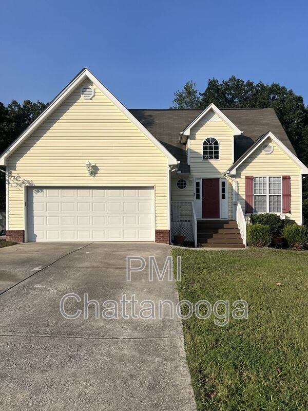 Ooltewah House: 7475 British Road