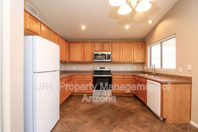 Mesa Condo: 1224 E Evergreen St 102