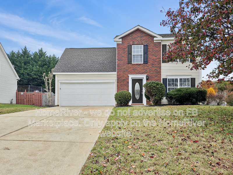 Charlotte House: 3239 Steve Chapman Dr