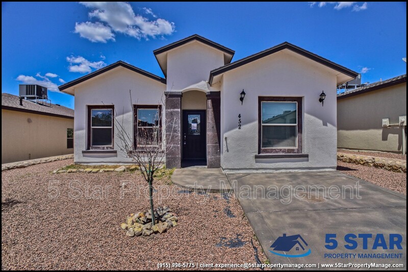 Canutillo House: 452 Isaias Avenue