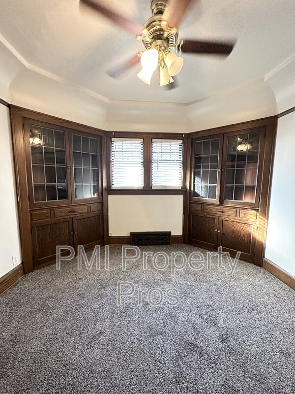 Milwaukee Condo: 3040A N 59th Street