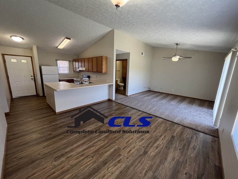 Terre Haute Condo: 1037 South 6th Street