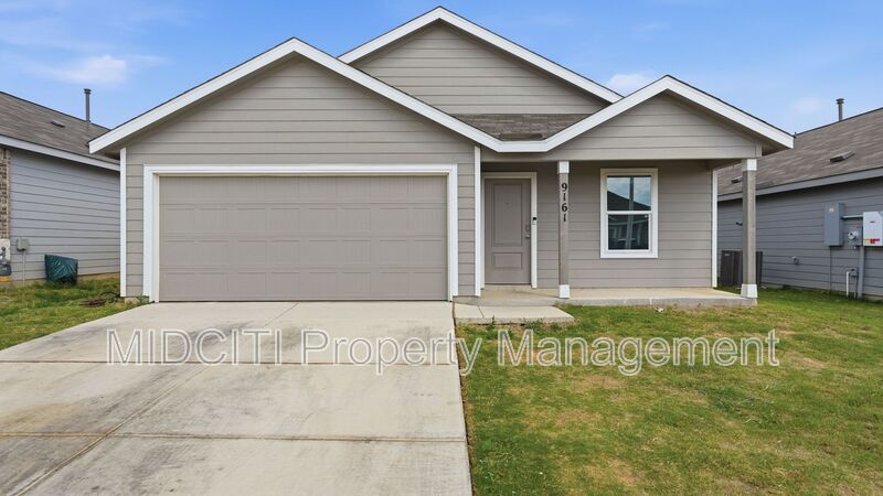 Seguin House: 9161 Luciano Place