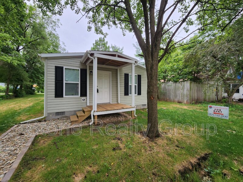 Terre Haute House: 1433 Grand Avenue