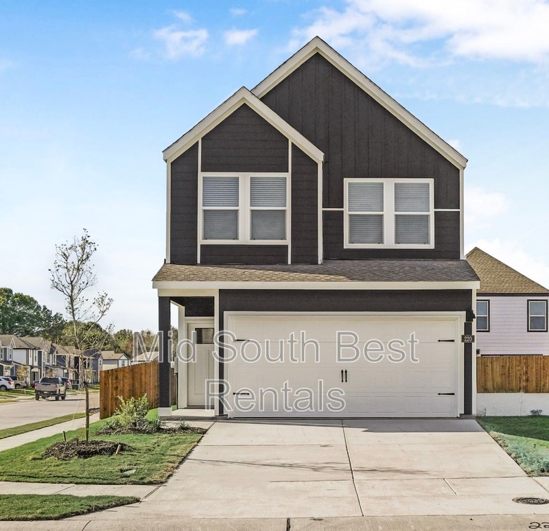 Princeton House: 220 Redwood Rd