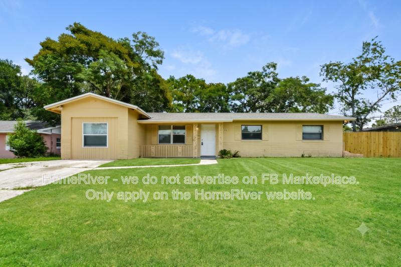 Orlando House: 1705 Glendale Rd