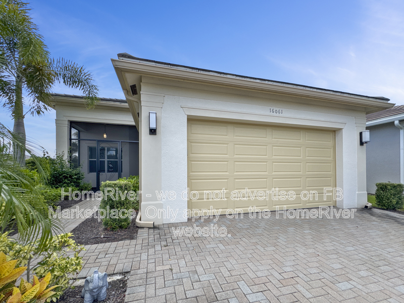 Bonita Springs House: 16061 Starglazer Pl