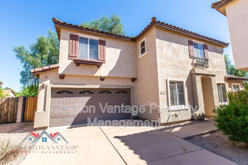 Chandler House: 2185 N Mosley Dr