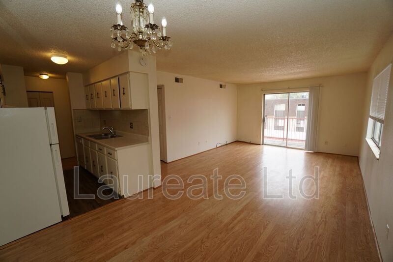Denver Condo: 7755 E. Quincy Ave
