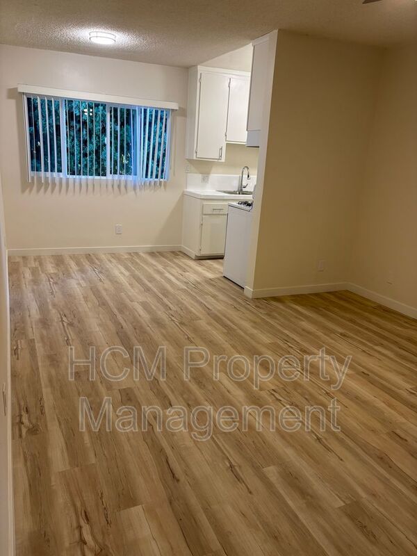Los Angeles House: 4112 Grand View Blvd Unit